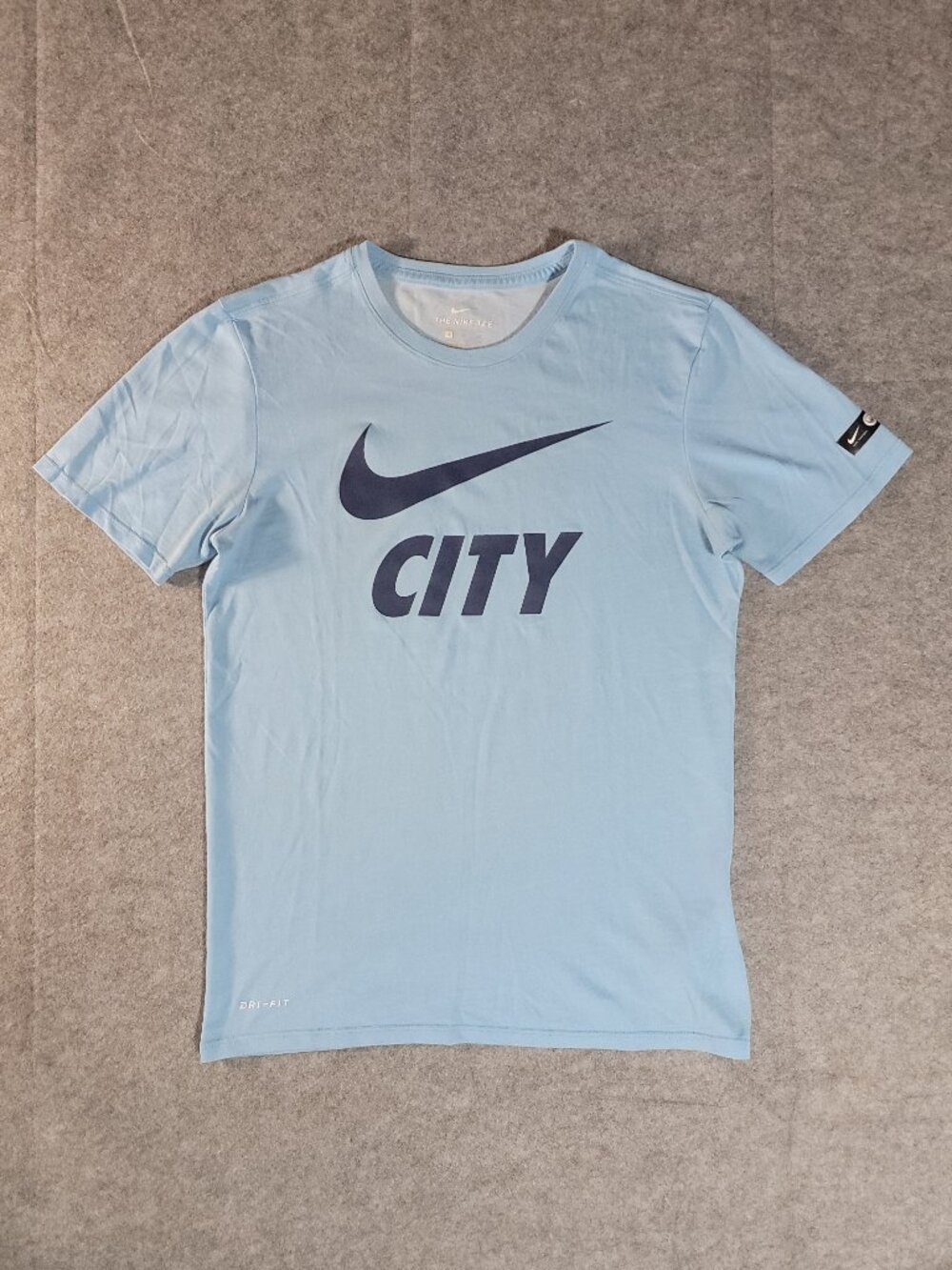 Nike Manchester City Football T-Shirt Graphic Dri-Fit Light Blue Men's Small